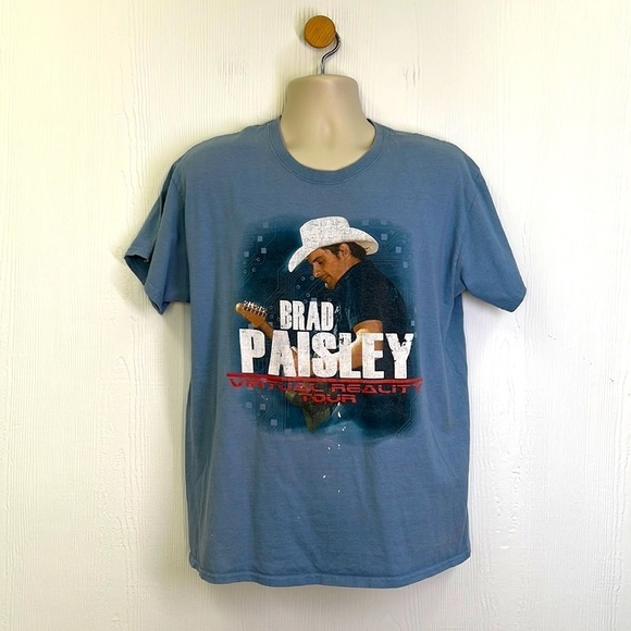 Gildan - 2012 Brad Paisley Virtual Reality Tour Light Blue T Shirt Size Large - Picture 1 of 10